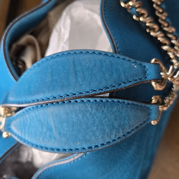 Gucci Medium Pebbled Suede Shoulder Bag - Picture 9 of 9